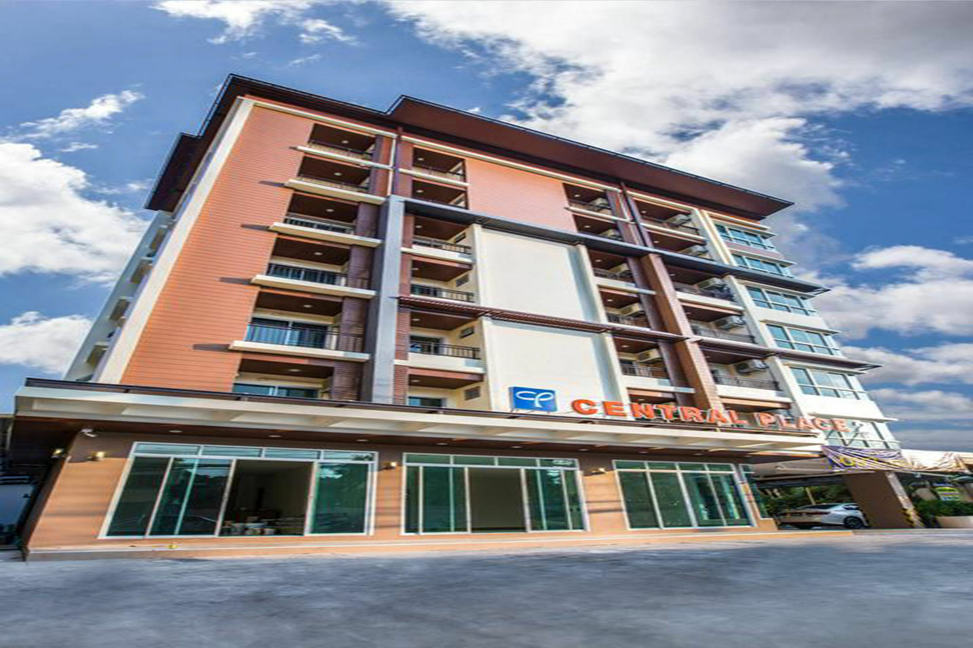 Central Place Serviced Apartment Angsila Csonburi Kültér fotó