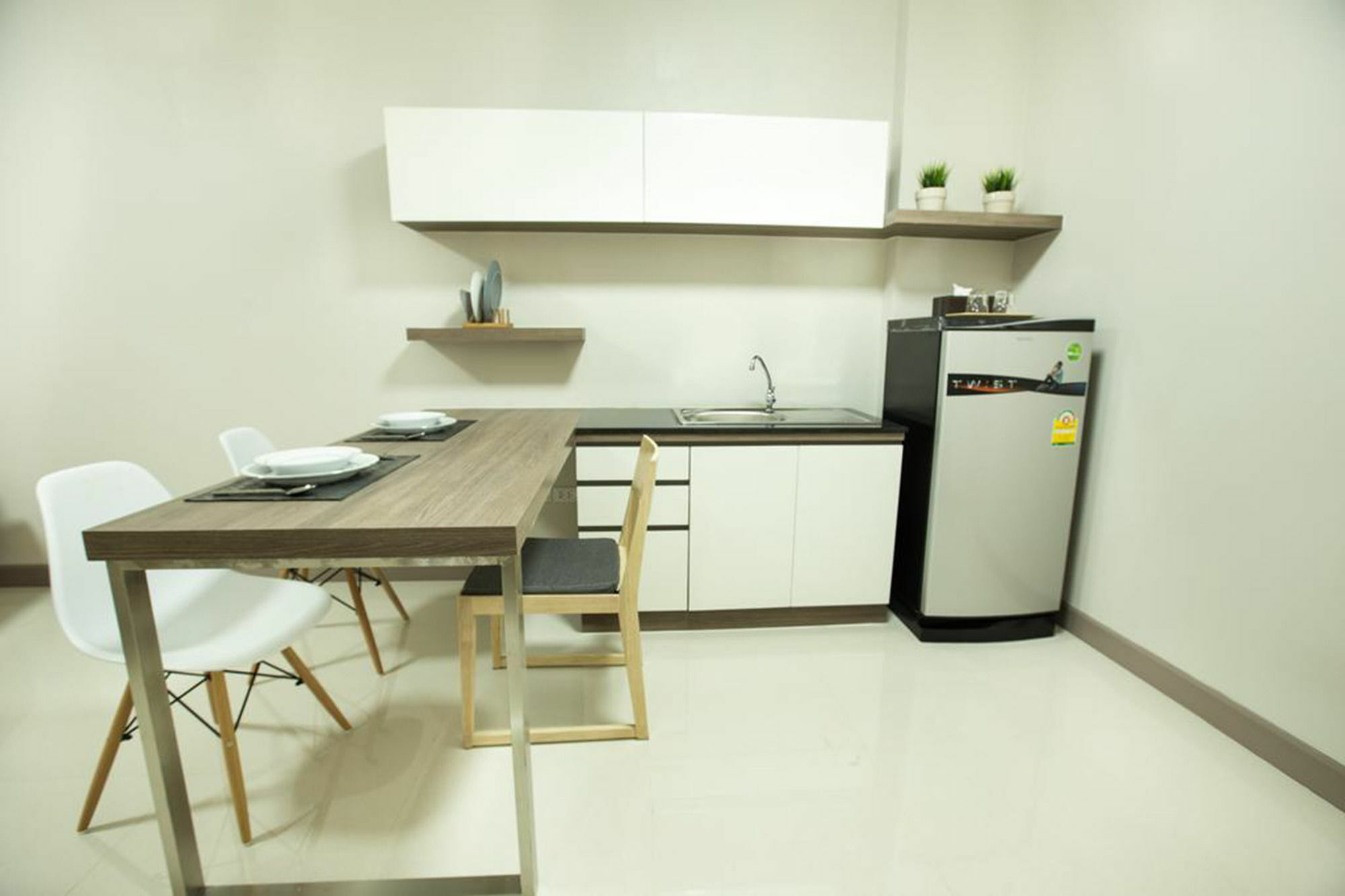 Central Place Serviced Apartment Angsila Csonburi Kültér fotó