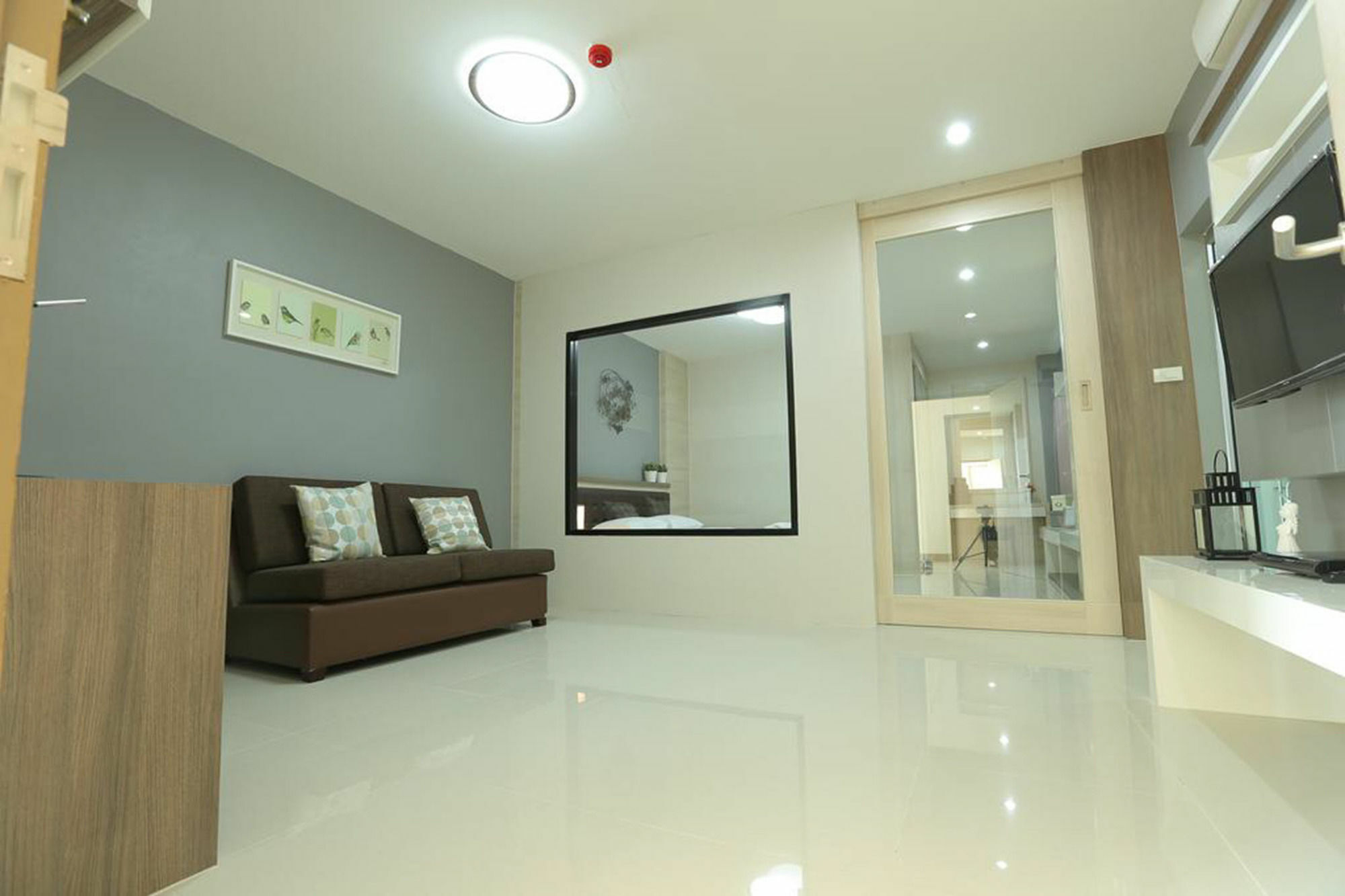 Central Place Serviced Apartment Angsila Csonburi Kültér fotó